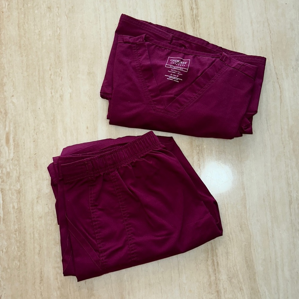 Cherokee Scrub Set